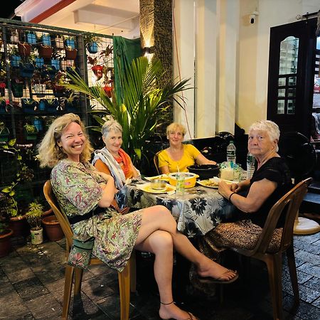 Golden Beach Home Stay Alappuzha Esterno foto