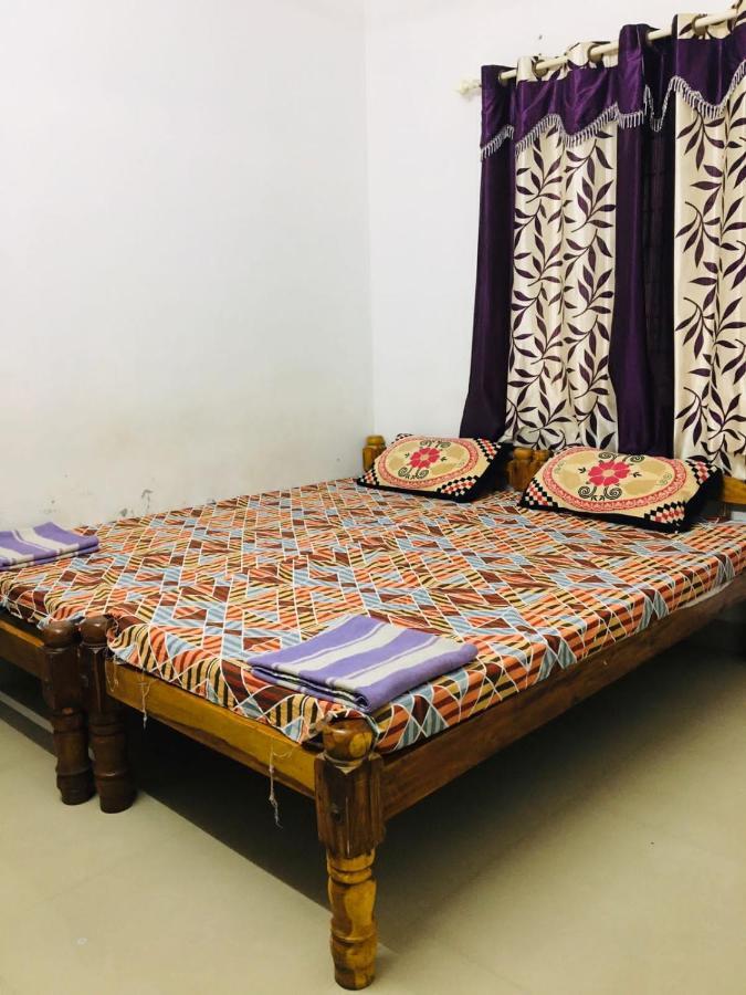Golden Beach Home Stay Alappuzha Esterno foto