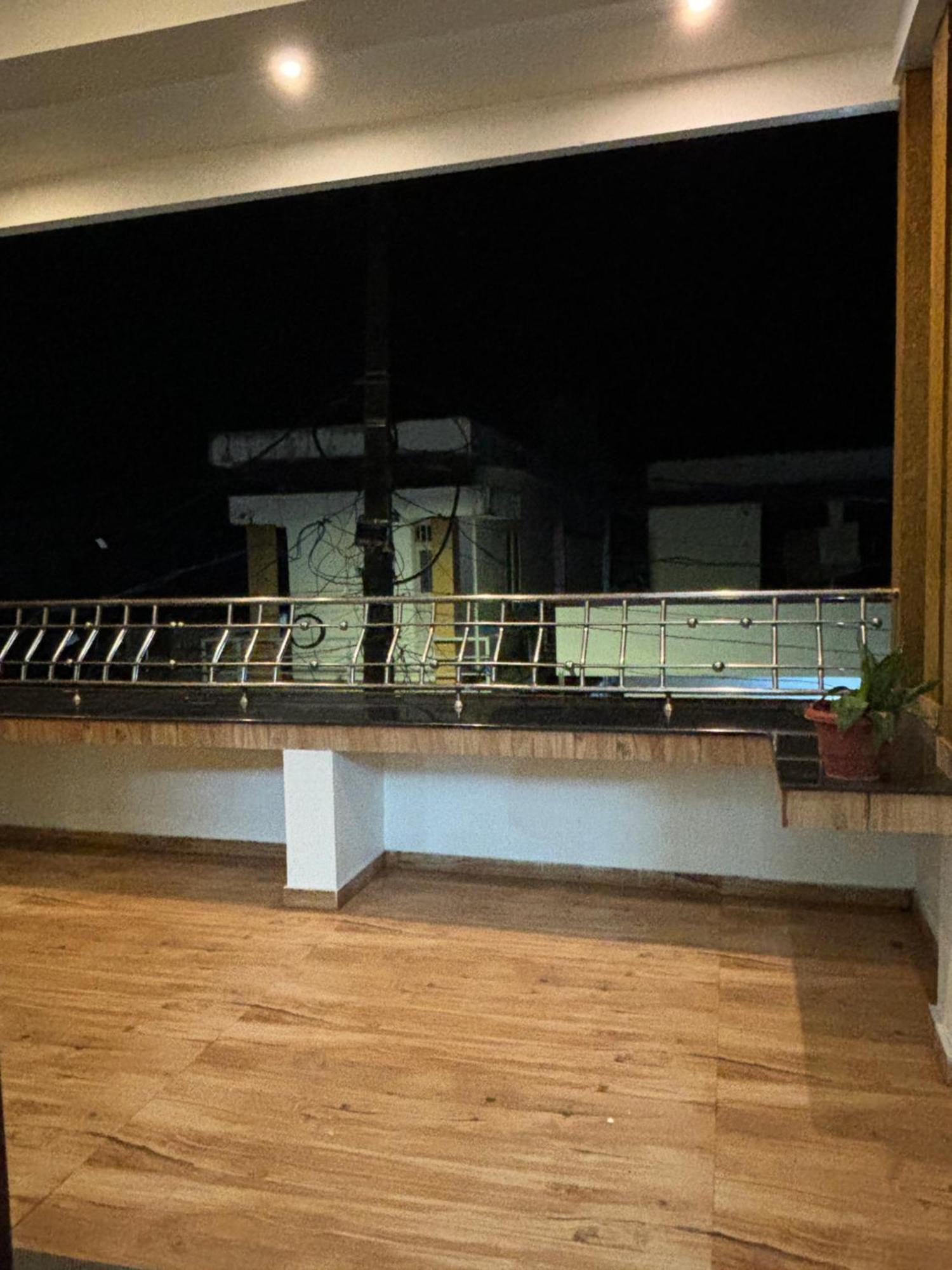 Golden Beach Home Stay Alappuzha Esterno foto